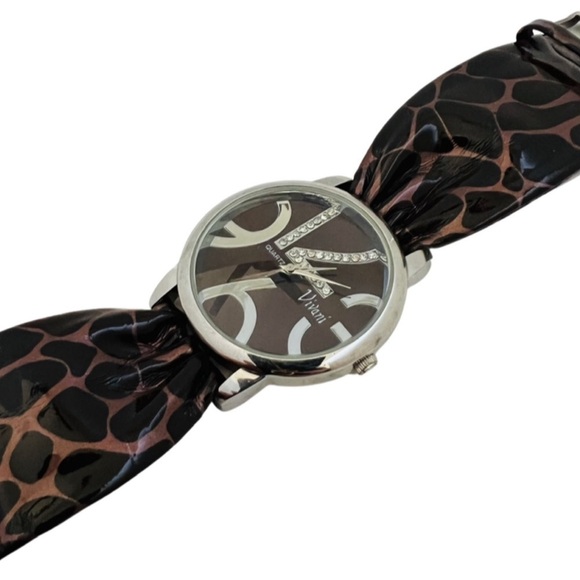 VIVANI • Vintage Animal Cheetah Print Band Safari Watch main image 6